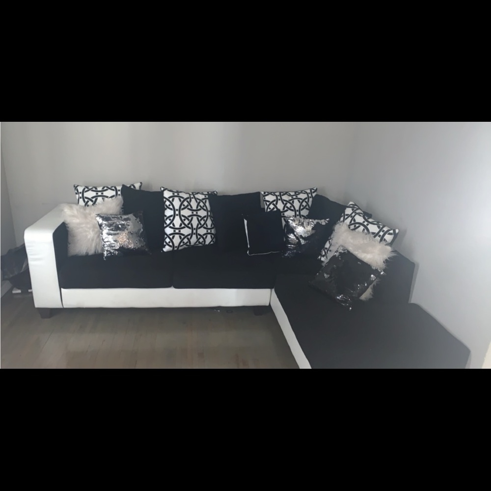 Sectional - Picture 2 of 2